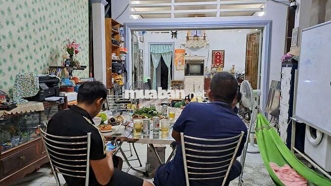CẦN BÁN NHÀ CHÍNH CHỦ GẦN CẦU NGUYỄN THÁI HỌC – PHƯỜNG LONG XUYÊN