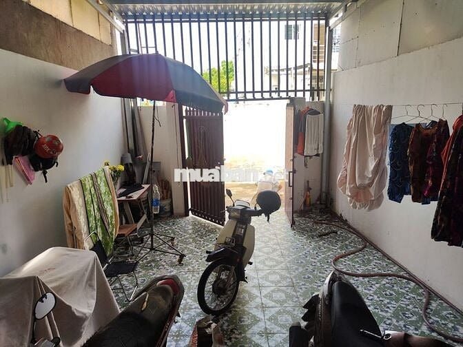 Cô Hà bán nhà Tân Hiệp 75m2, xây kiên cố, hoàn công đủ, SHR, Giá 2tỷ1
