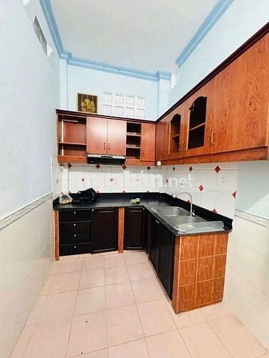 Cho thuê nhà nguyên căn.Đường Nhiêu Tứ.Phường 7.Quận Phú Nhuận