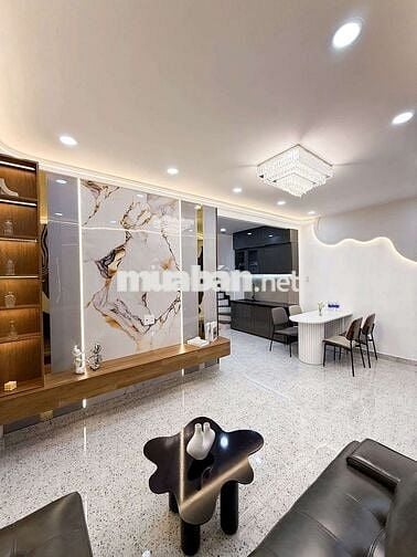 GẦN PHẠM VĂN ĐỒNG-BÌNH THẠNH,36M2,SÁT MẶT TIỀN,CHỈ HƠN 5T