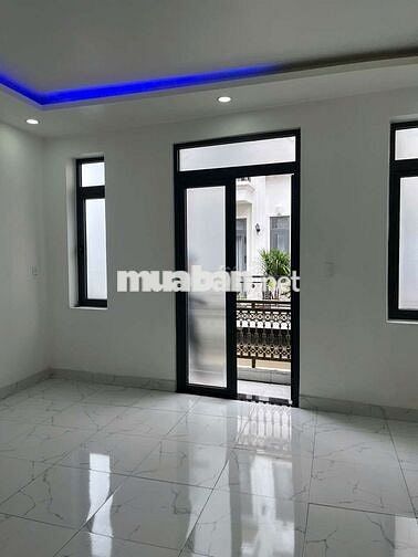 NHÀ PHỐ LIỀN KỀ 4 TẤM GIÁ TỐT 5TỶ2