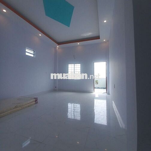 NHÀ MỚI XÂY TIỆN KINH DOANH. ĐÚC 1 LẦU 4X34 ĐƯỜNG 833B NGAYPHƯỚC VÂN.