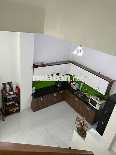 NHÀ PHỐ LIỀN KỀ 4 TẤM GIÁ TỐT 5TỶ2
