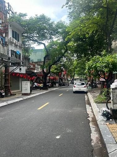 BÁN CĂN MẶT PHỐ ở Nghĩa Tân, kinh doanh, 188m, mt 8m, 18,6 tỷ