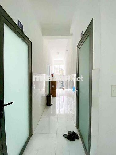 VIP CHDV 13P. 8x18 VUÔNG A4. HXH SÁT MẶT TIỀN. THU NHẬP 50TR/TH. 12,xT