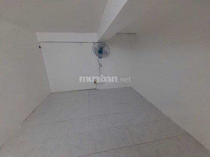 Cho thuê tầng trệt và lầu 1 C.Hộ 88 căn Cách Mạng Tháng 9, P.15, Q.10 
