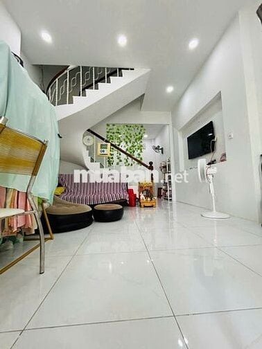 P.V.TRỊ P.5 - ĐỐI DIỆN EMART!! HXH 1 TRỤC - 4 TẦNG MỚI CỨNG- 8,9 TỶ TL
