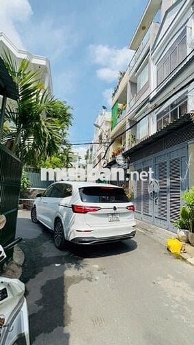 P.V.TRỊ P.5 - ĐỐI DIỆN EMART!! HXH 1 TRỤC - 4 TẦNG MỚI CỨNG- 8,9 TỶ TL