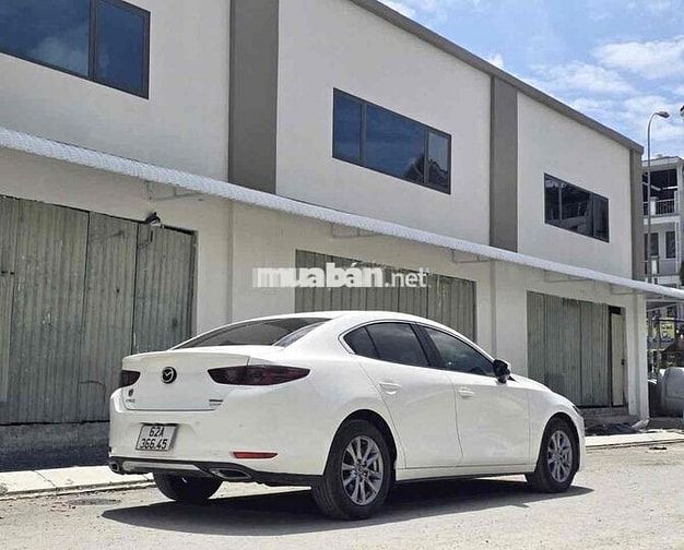 Mazda 3 1.5L Luxury 2025 - 52000km