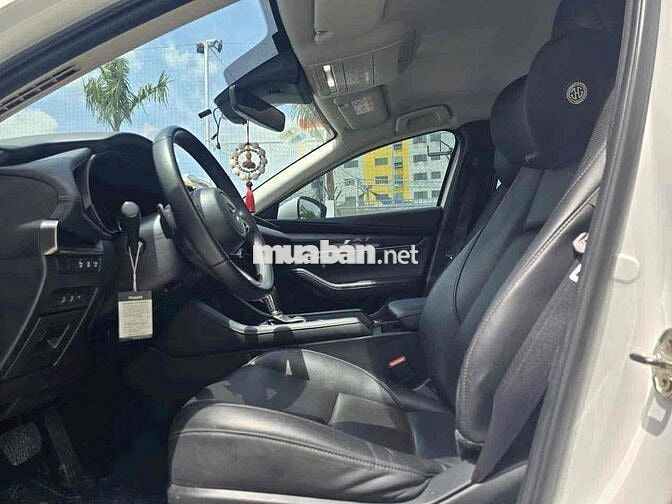 Mazda 3 1.5L Luxury 2025 - 52000km