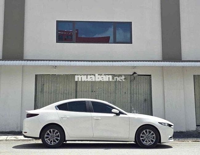 Mazda 3 1.5L Luxury 2025 - 52000km