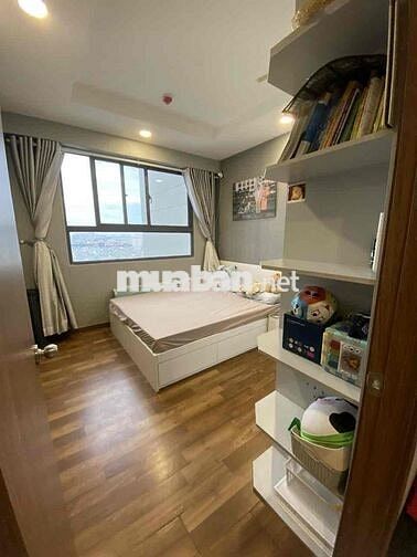 bán nhanh căn hộ 2PN,1WC, Nội Thất Cơ Bản, View Q1, Sổ Hồng