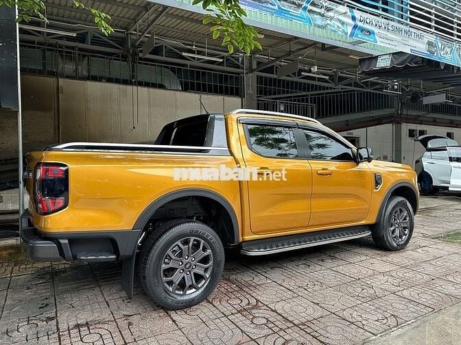 Ford Ranger Wildtrak 2023 4x4 AT, hỗ trợ vay 75%
