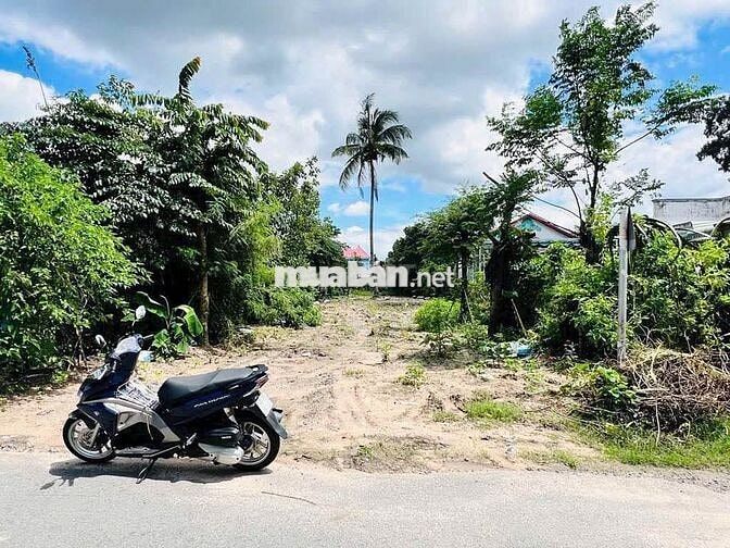 Đất MT Ba Sa Ngay QL 22 500m 125m2 chỉ 750tr, SHR