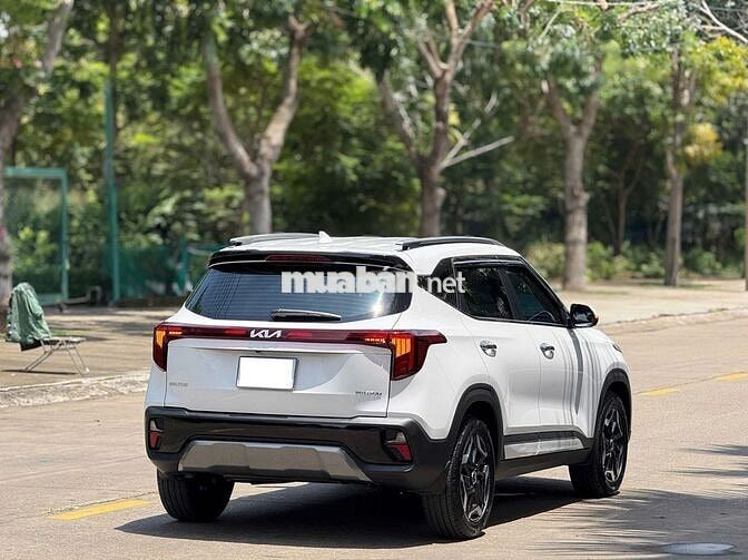 Kia Seltos 1.5 Premium 2024 Form mới-6000km
