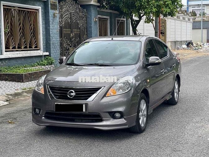 Nissan Sunny 2017 XV - 52000 km giá bình dân