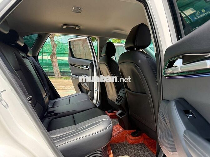 Kia Seltos 1.5 Premium 2024 Form mới-6000km