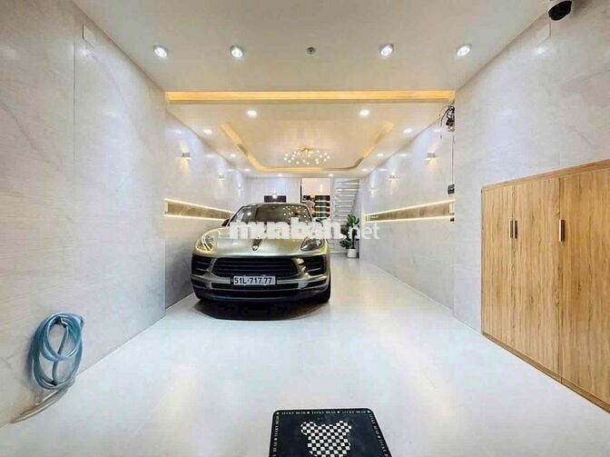 Nhà Phố HXH Nguyễn Văn Khối 3Lầu 4PN 5WC Nở Hậu 4,2m 26tr