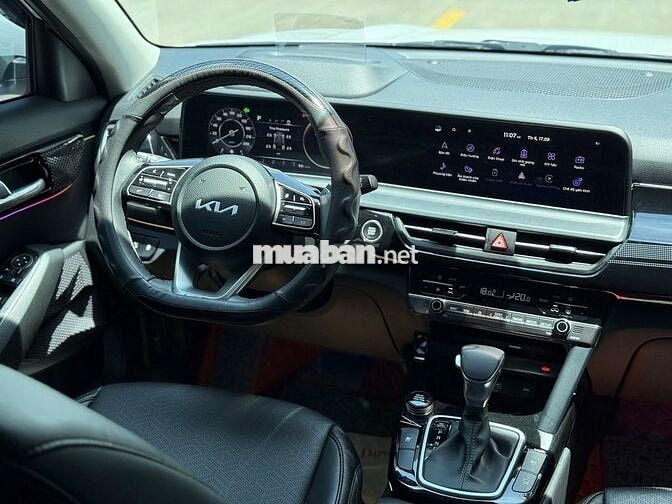 Kia Seltos 1.5 Premium 2024 Form mới-6000km