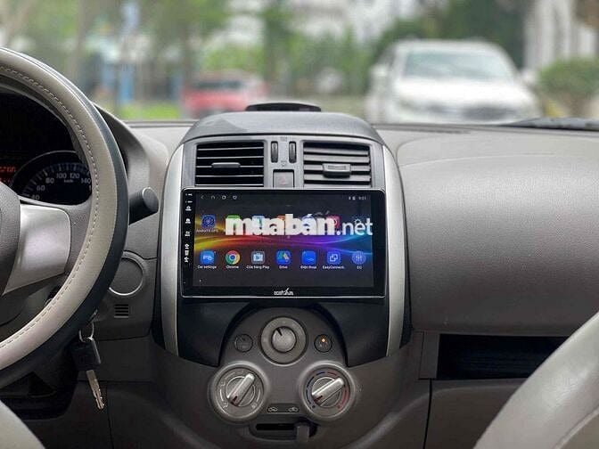 Nissan Sunny 2017 XV - 52000 km giá bình dân