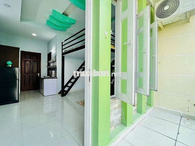 DUPLEX CỬA SỔ TRỜI FULL NỘI THẤT NGAY TRUNG TÂM Q6