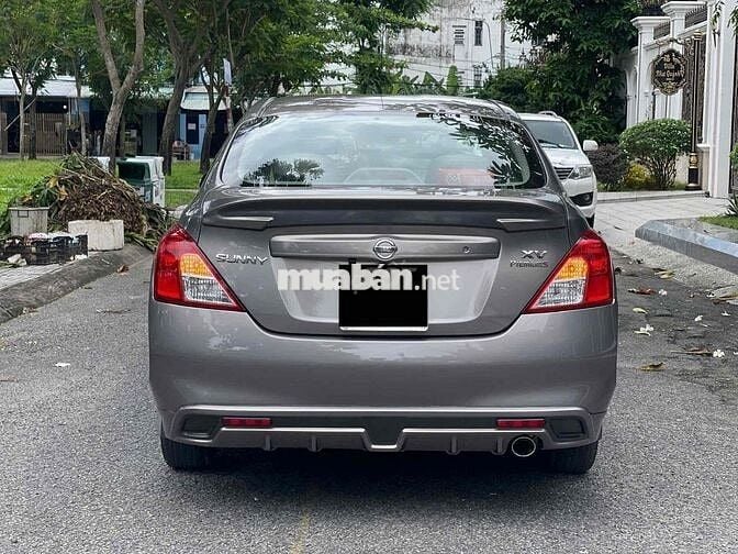 Nissan Sunny 2017 XV - 52000 km giá bình dân