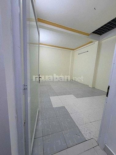 Cho thuê nhà mặt tiền Âu Cơ, P.T.S.Nhì, Q.TP giá 30tr