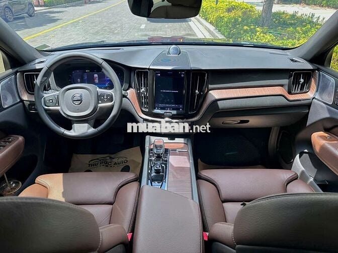 Volvo XC60 2022 lướt full lịch sử hãng,vay NH 70%
