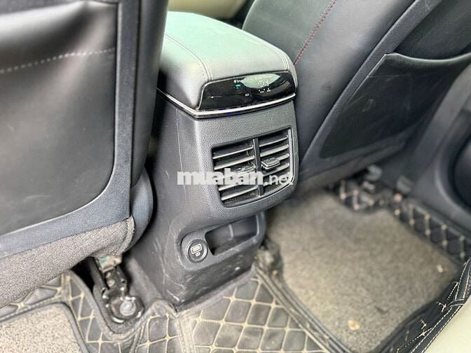 Kia Seltos Premium 1.4 AT 2023 - 33000 km