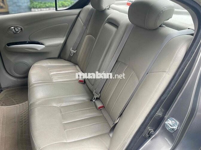 Nissan Sunny 2017 XV - 52000 km giá bình dân