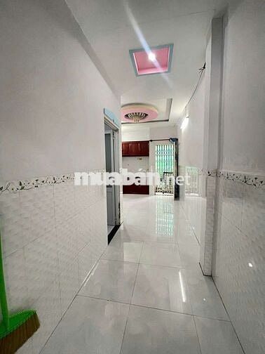 Nhà 4pn có nội thất KDC Hoàng Quân (thuận tiện ở và kinh doanh)
