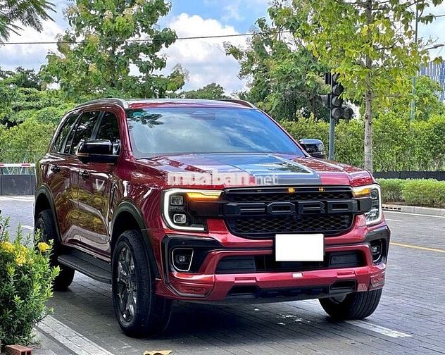 Ford Everest 2022 Titanium Plus 2.0L 4x4 AT lướt