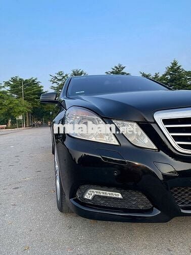 Mercedes Benz E Class 2010 E250 xe còn zin nhiều