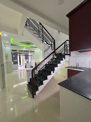 NHÀ GIÁ RẺ Q8 ÂU DƯƠNG LÂN P3 - 4 x 10 - TRỆT LẦU - CHỈ 4,6 ĐỒNG.