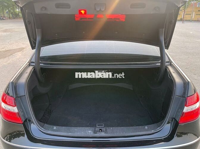 Mercedes Benz E Class 2010 E250 xe còn zin nhiều