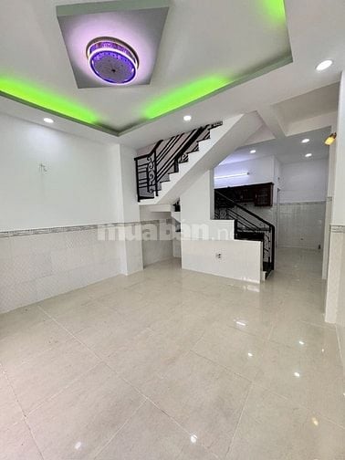 NHÀ GIÁ RẺ Q8 ÂU DƯƠNG LÂN P3 - 4 x 10 - TRỆT LẦU - CHỈ 4,6 ĐỒNG.