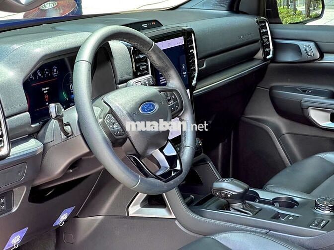 Ford Everest 2022 Titanium Plus 2.0L 4x4 AT lướt