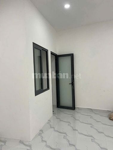 Nhà âu cơ Tân Bình-dt 25m2-2pn-10m ra hẻm xe hơi
