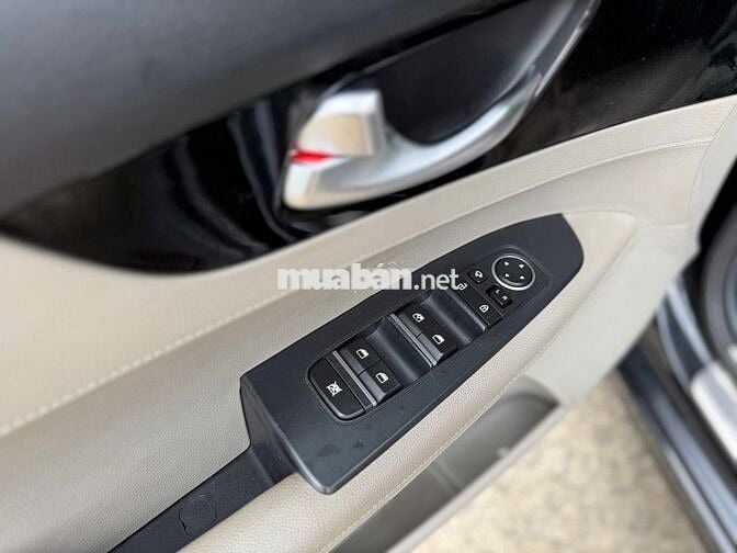 Kia Cerato 1.6 AT Luxury 2019 - 69000 km