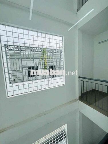 CHO THUÊ NHÀ 3 LẦU MỚI ĐẸP TRỤC CHÍNH KHU DÂN CƯ HƯNG PHÚ