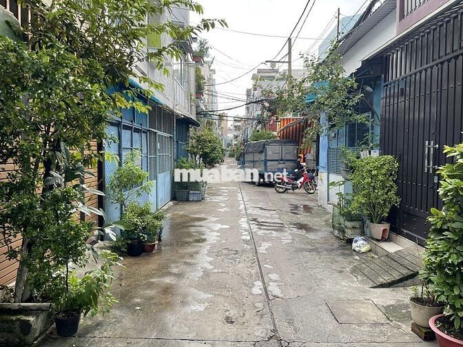 Chính chủ - Bán nhà Lạc long Quân P3 Q11 - 46,2m2 | Hẻm xe tải