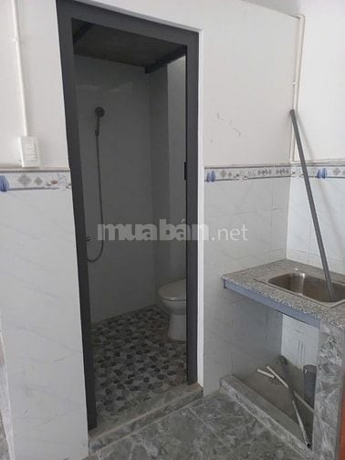 Chi thuê nhà nguyên căn mới ,   sạch sẽ 