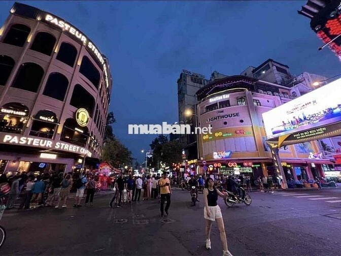 Cho thuê góc 2MT Đề Thám và Bùi Viện Q1 (ngã 4)