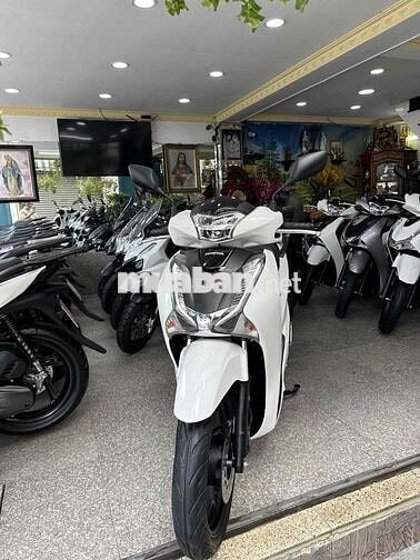 SH 150i 2017 Trắng Đen BSTP 28898 Chính Chủ