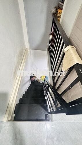 HỒNG LẠC–LẠC LONG QUÂN-GẦN CHỢ VẢI TÂN BÌNH-20M2-2 TẦNG MỚI. CHỈ 2TY45