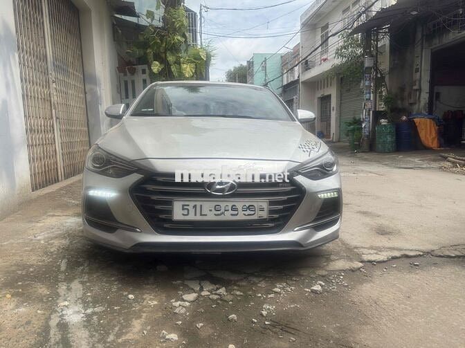 Hyundai Elantra 2018 1.6 turbo- Sport -77533 km