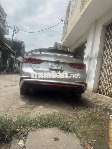 Hyundai Elantra 2018 1.6 turbo- Sport -77533 km