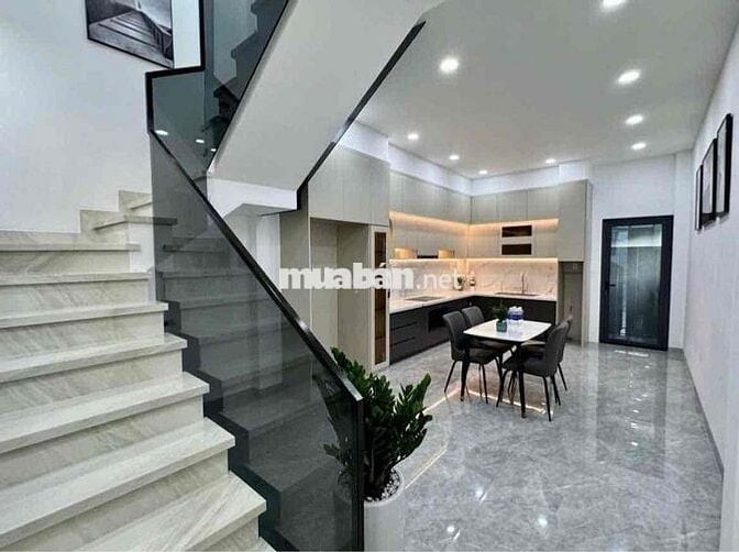 Nhà mặt tiền 110m2, 3 phòng ngủ đường HL7, Bình Lợi, Đồng Nai