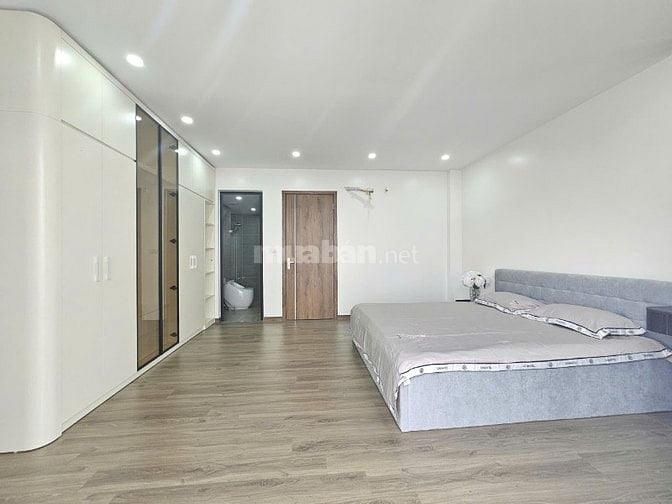 BÁN NHÀ THẠCH BÀN - 5 TẦNG THANG MÁY - Ô TÔ ĐỖ CỔNG