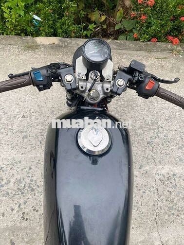Moto Daelim 125 dọn cafe